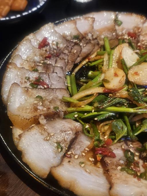 부추 돼지고기